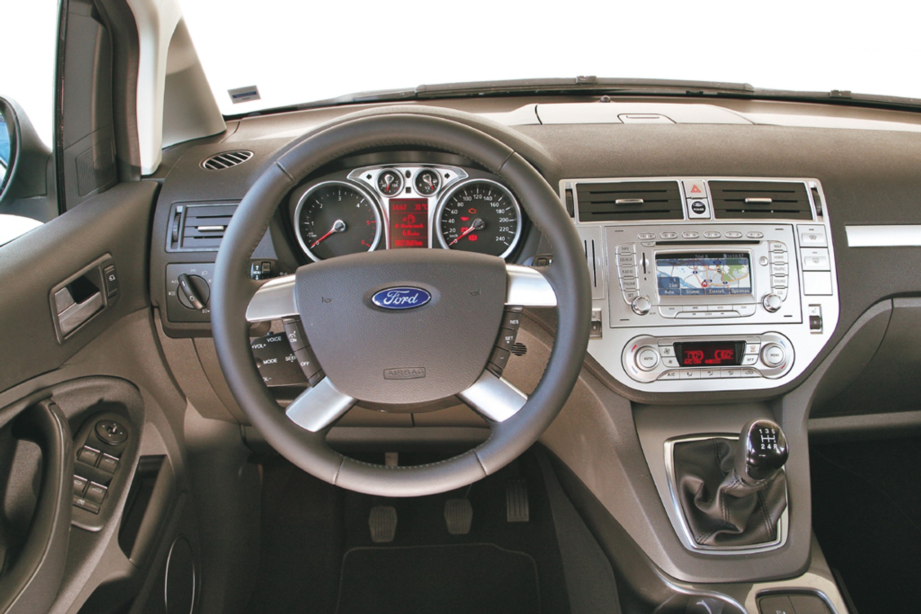 Minivany na każdą okazję - Renault Scenic kontra Ford C-Max i Mercedes Klasy B