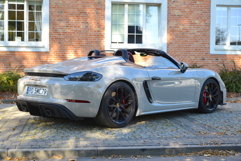 Porsche 718 Spyder