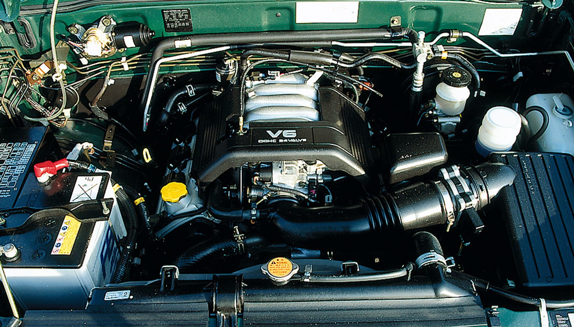 Opel Monterey: uniwersalny żołnierz