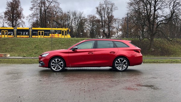Seat Leon Sportstourer 2.0 TSI FR to kombi niemal idealne, tylko... już go nie kupisz