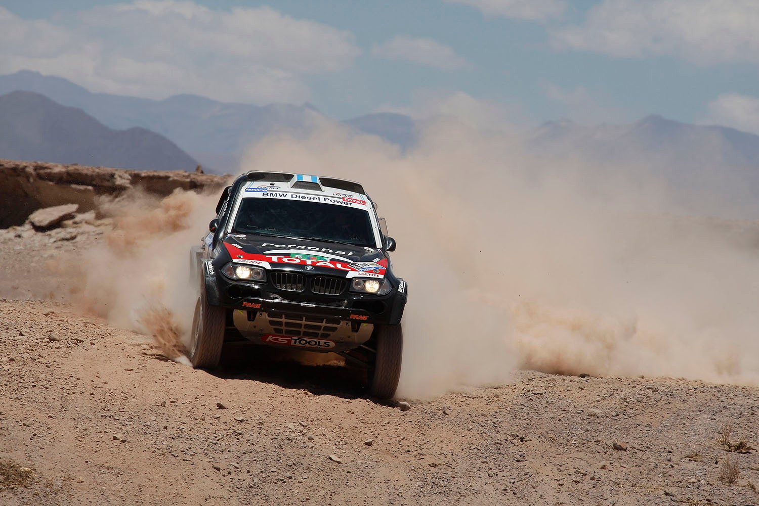 Rajd Dakar 2011: Hołowczyc utrzymał pozycję, Czachor awansuje (4.etap, wyniki, fot. Willy Weyens)
