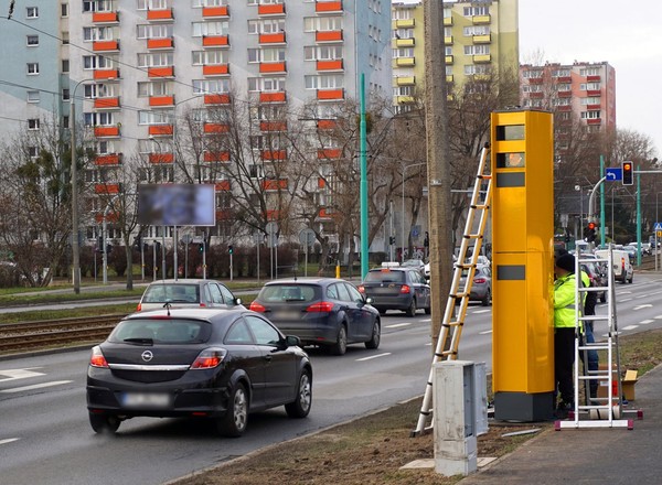 Kolejny nowy fotoradar już działa. Tym razem w Poznaniu