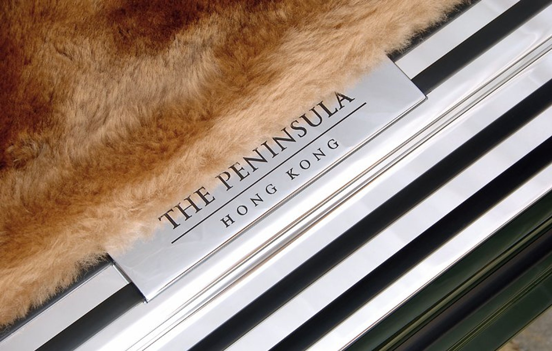 Czternaście Rollsów we flocie hotelu