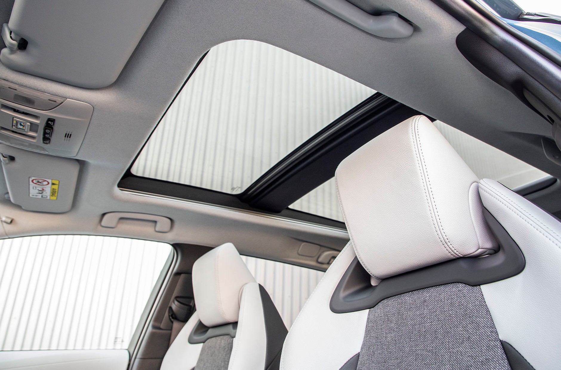 Oszczędzaj z fantazją - test Toyoty Corolla Touring Sports 2.0 Hybrid