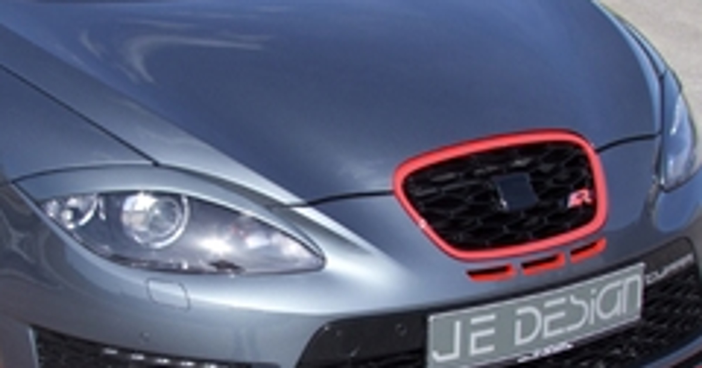 Seat Leon Cupra R JE Design – wieś śpiewa i tańczy