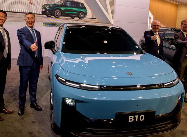 Z Tychów wyjeżdżają już chińskie auta Leapmotor T03. Marka pokazała następny model B10