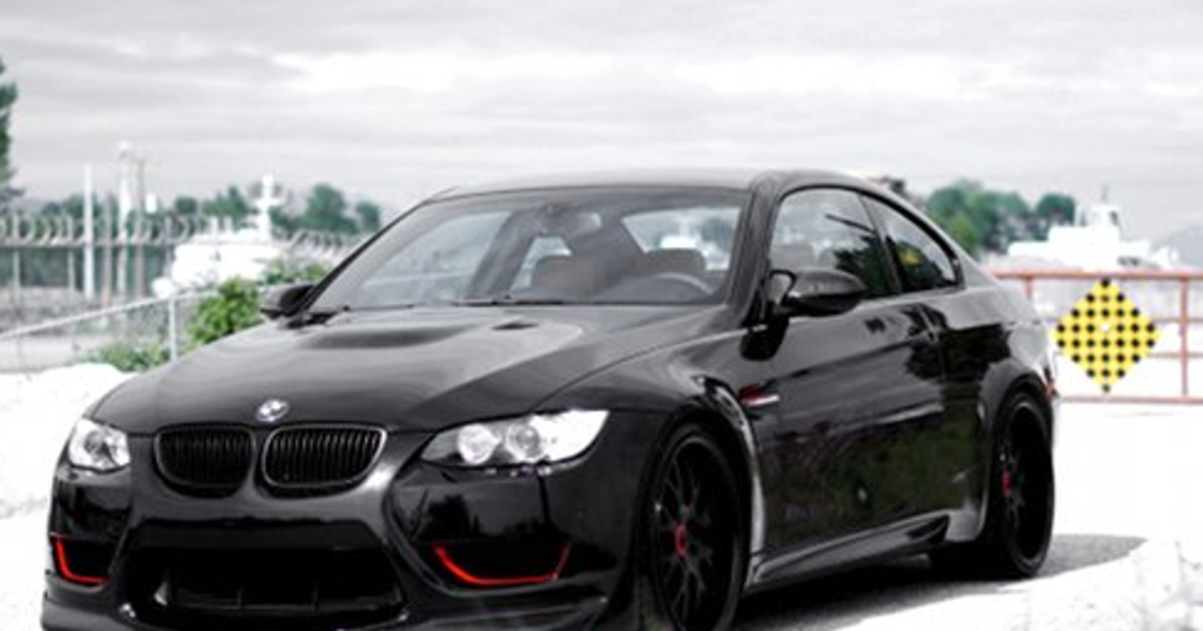 BMW M3 - Mroczne coupe od MW Design