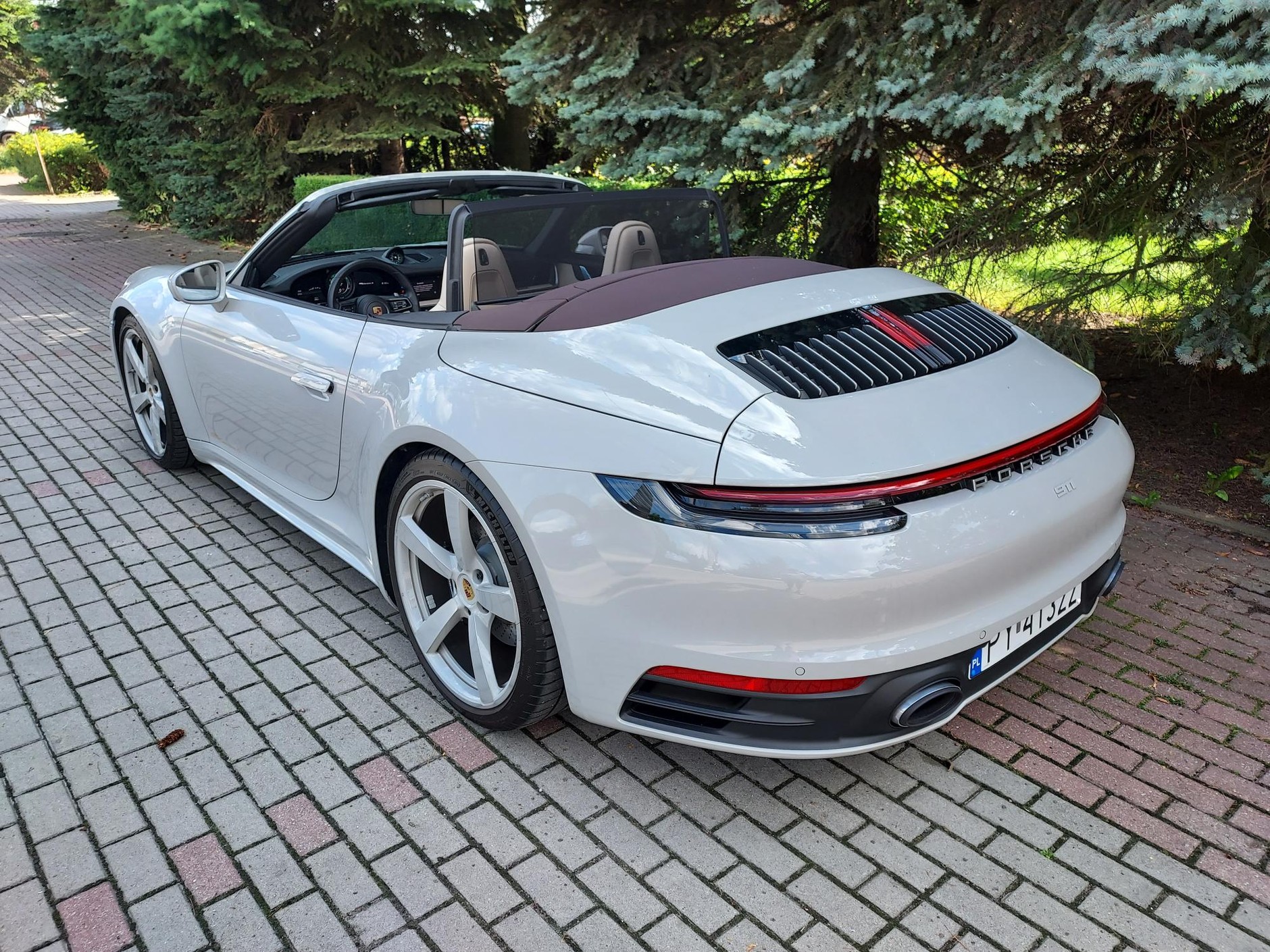 Porsche 911 Carrera S Cabriolet