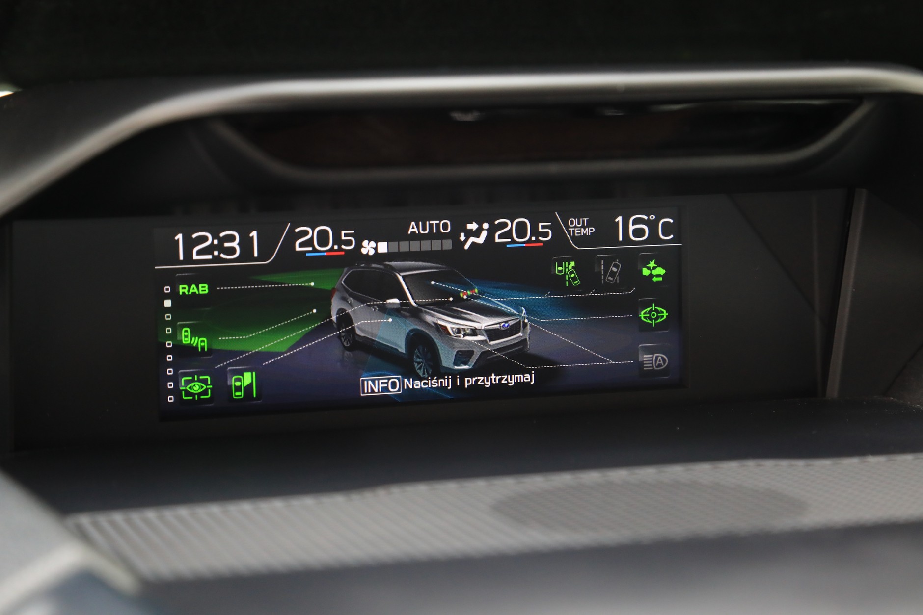 Subaru Forester 2.0 e-Boxer Platinum