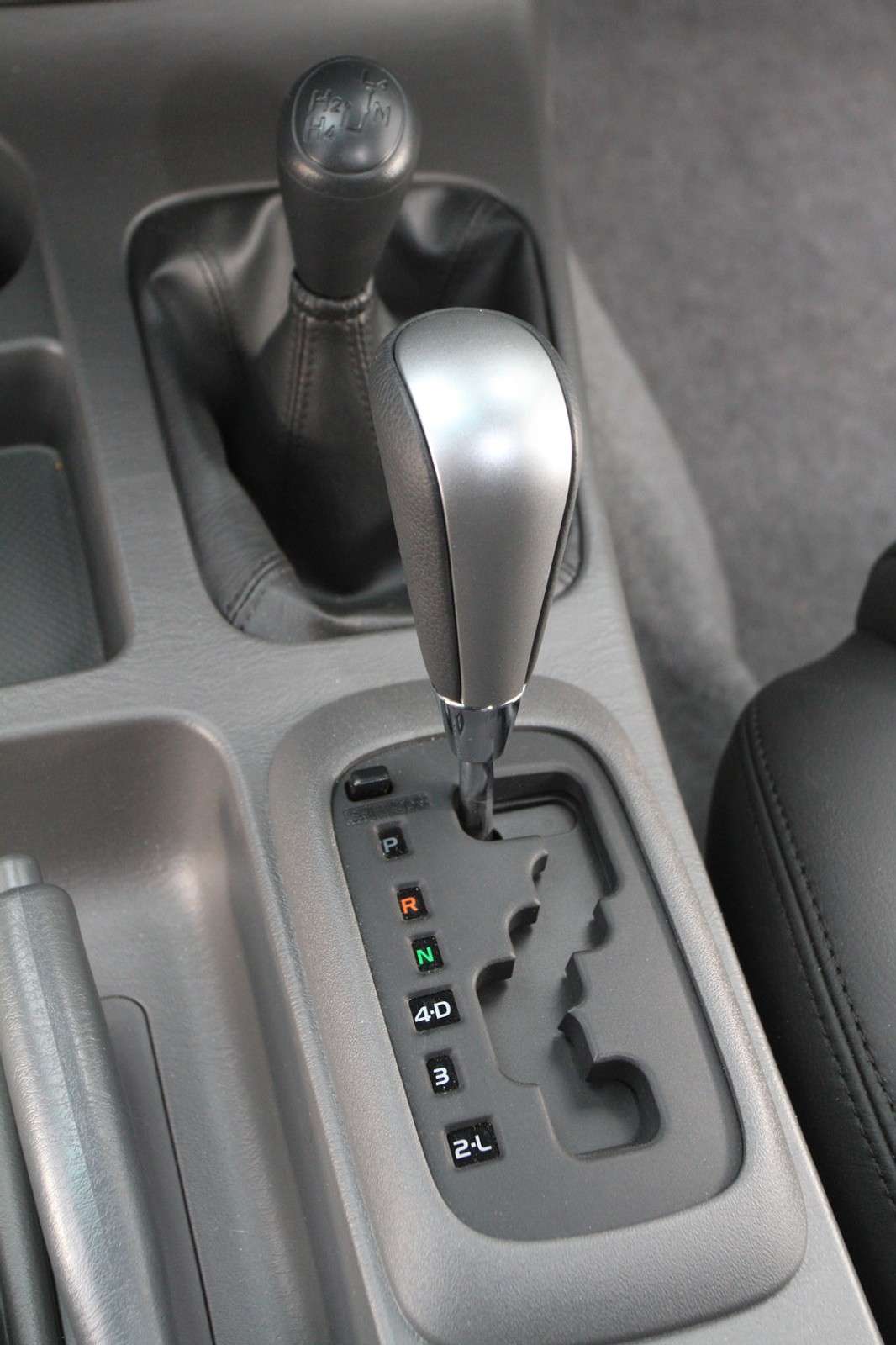 Toyota Hilux: pikap nie do zdarcia