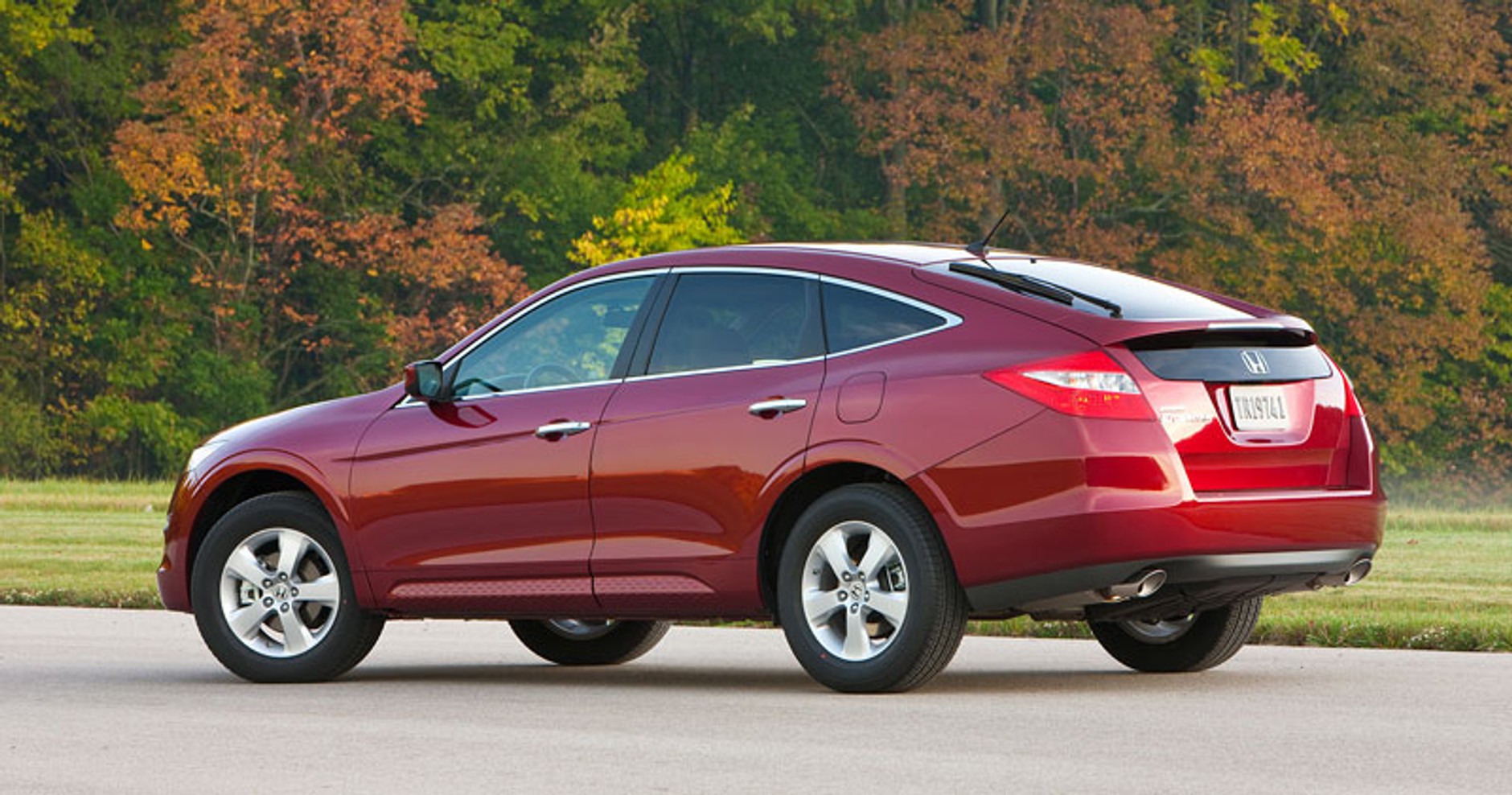 Honda Accord Crosstour: kolejny mikst liftbacka, coupé i SUV-a
