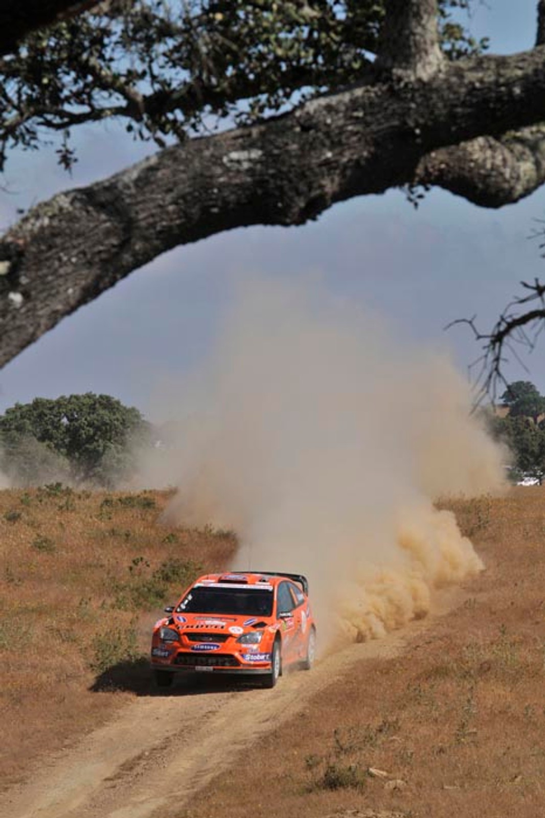 Rajd Portugalii 2010: dominacja Citroena, Kościuszko trzeci (2. etap, wyniki, galeria Willy Weyens)