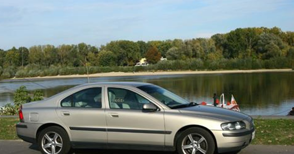 Volvo S60 - Trudne początki