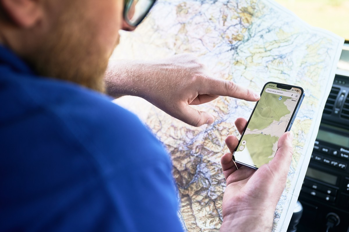 GPS zwariował! Kup do auta papierową mapę. To nie żart, tego lata może się przydać