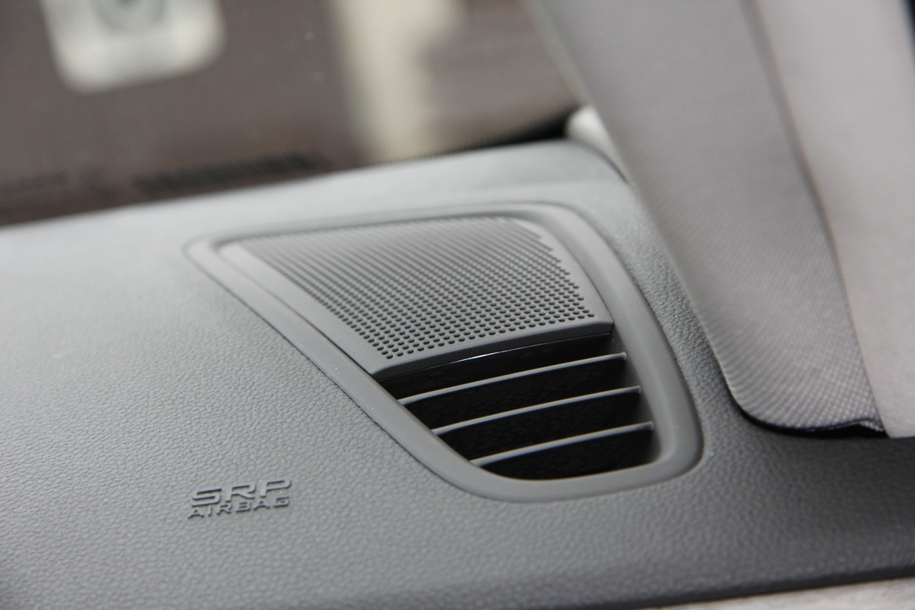 Renault Talisman. Tweeter 25mm w desce rozdzielczej