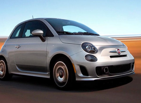 Fiat 500 dla Jamesa Bonda
