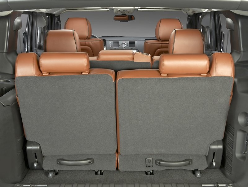 Hummer H2 z nowym silnikiem i wnętrzem