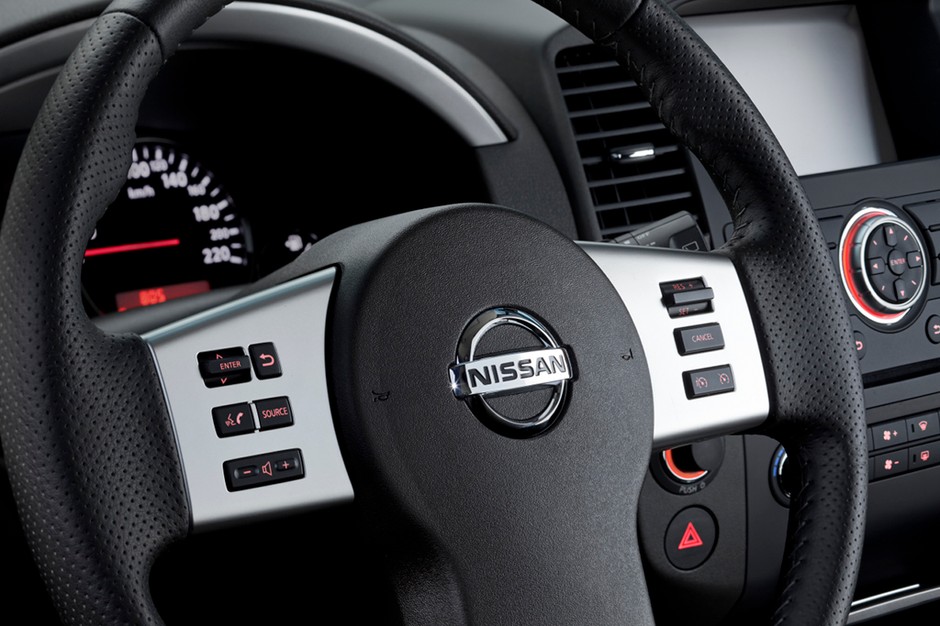 Odnowiony Nissan Navara: mocniejszy niż reszta