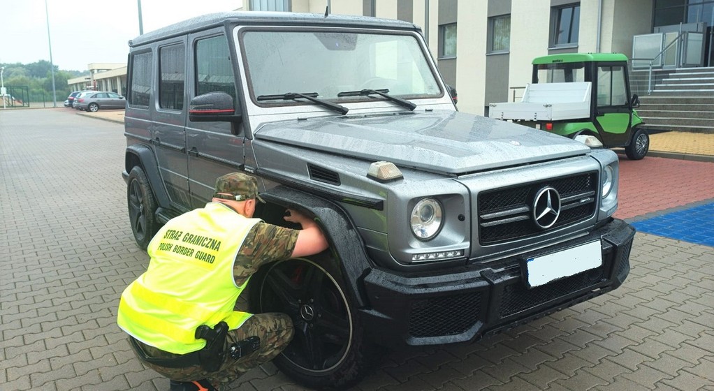 Mercedes o wartości 600 tys. zł odzyskany przez Straż Graniczną z Hrubieszowa