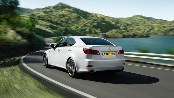 Lexus IS