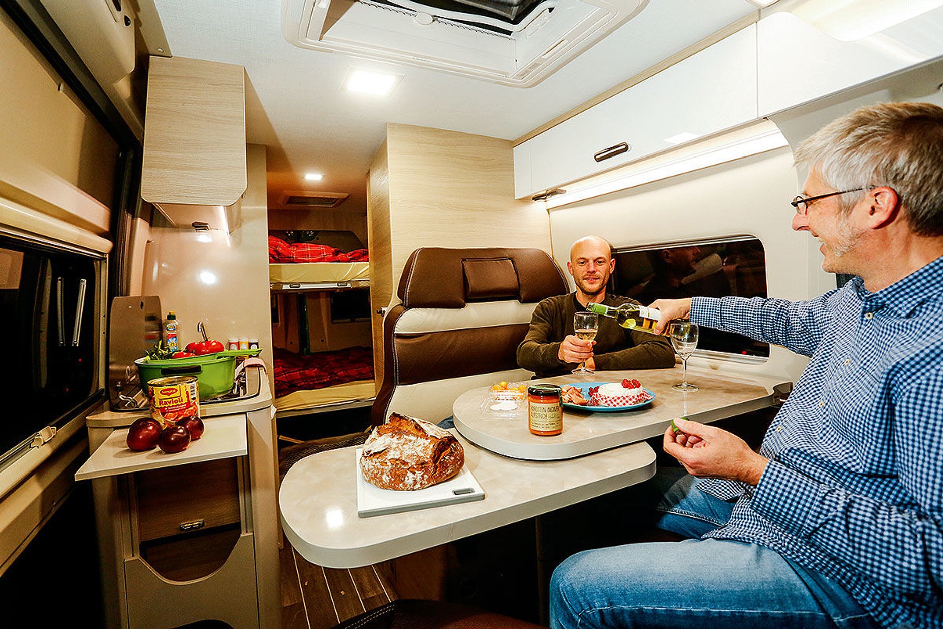 Kampery z piętrowymi łóżkami – test porównawczy