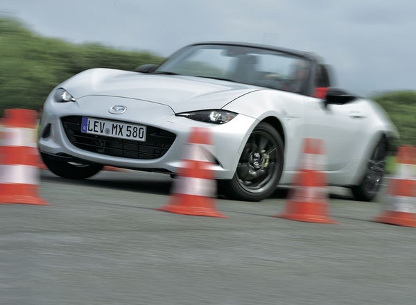 Mazda MX-5 Skyactiv-G 131 - mistrzyni wagi lekkiej
