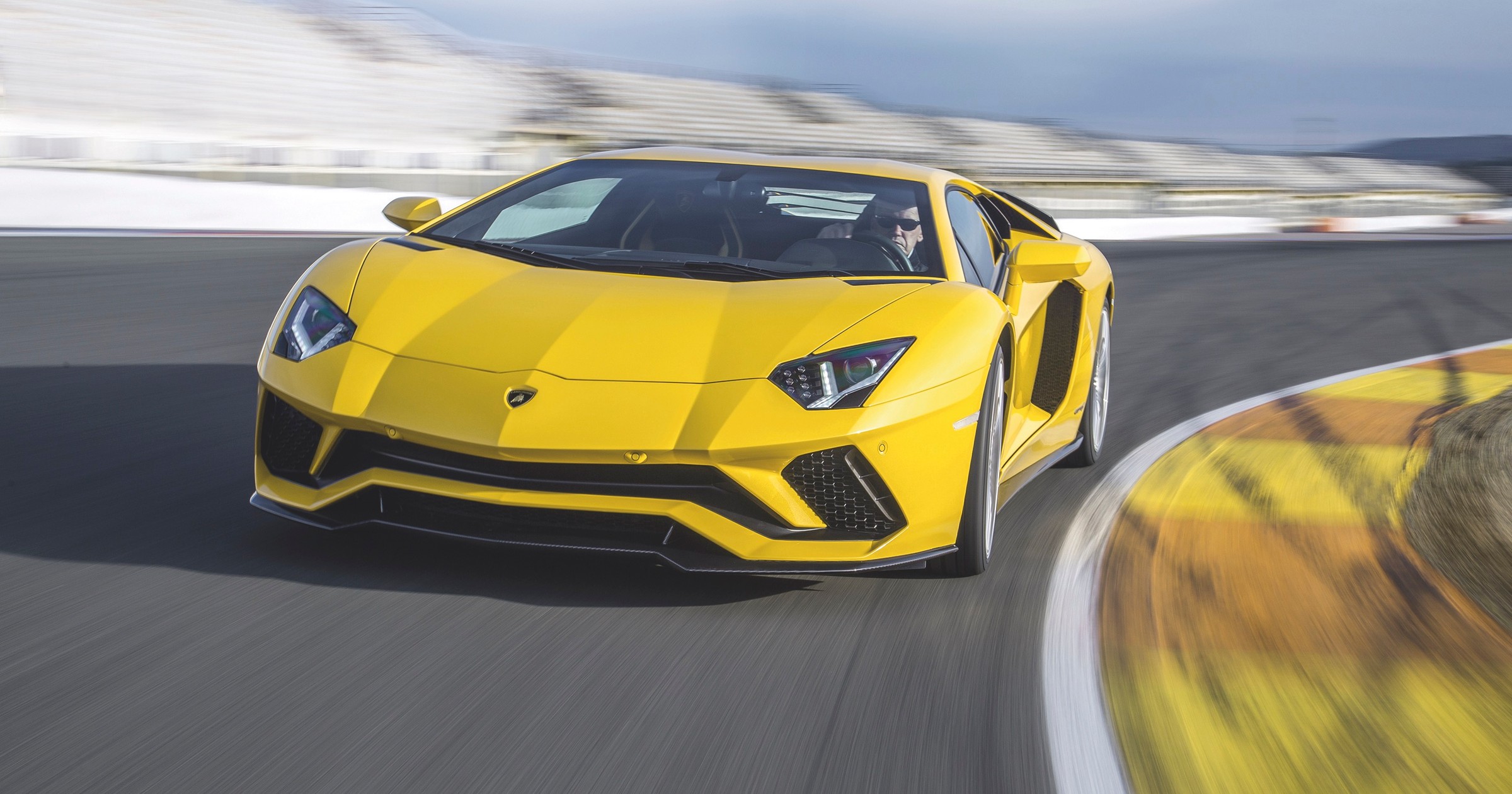 Lamborghini Aventador S