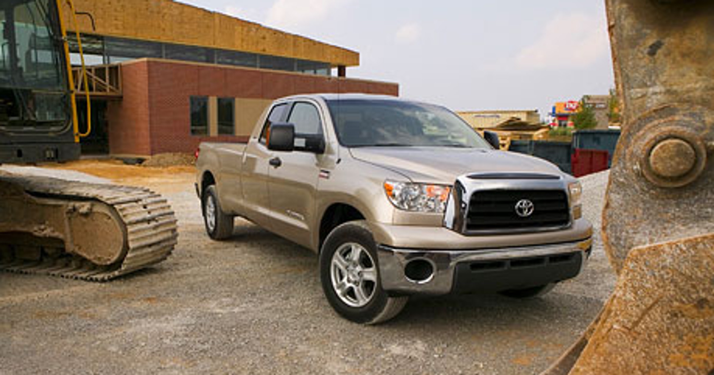 Toyota Tundra Long Bed: na jelenie i do pracy