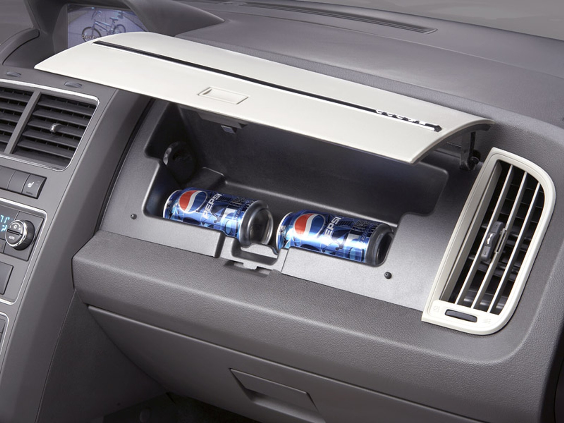 Genewa 2008: Dodge Journey - premiera europejskiej wersji produkcyjnej