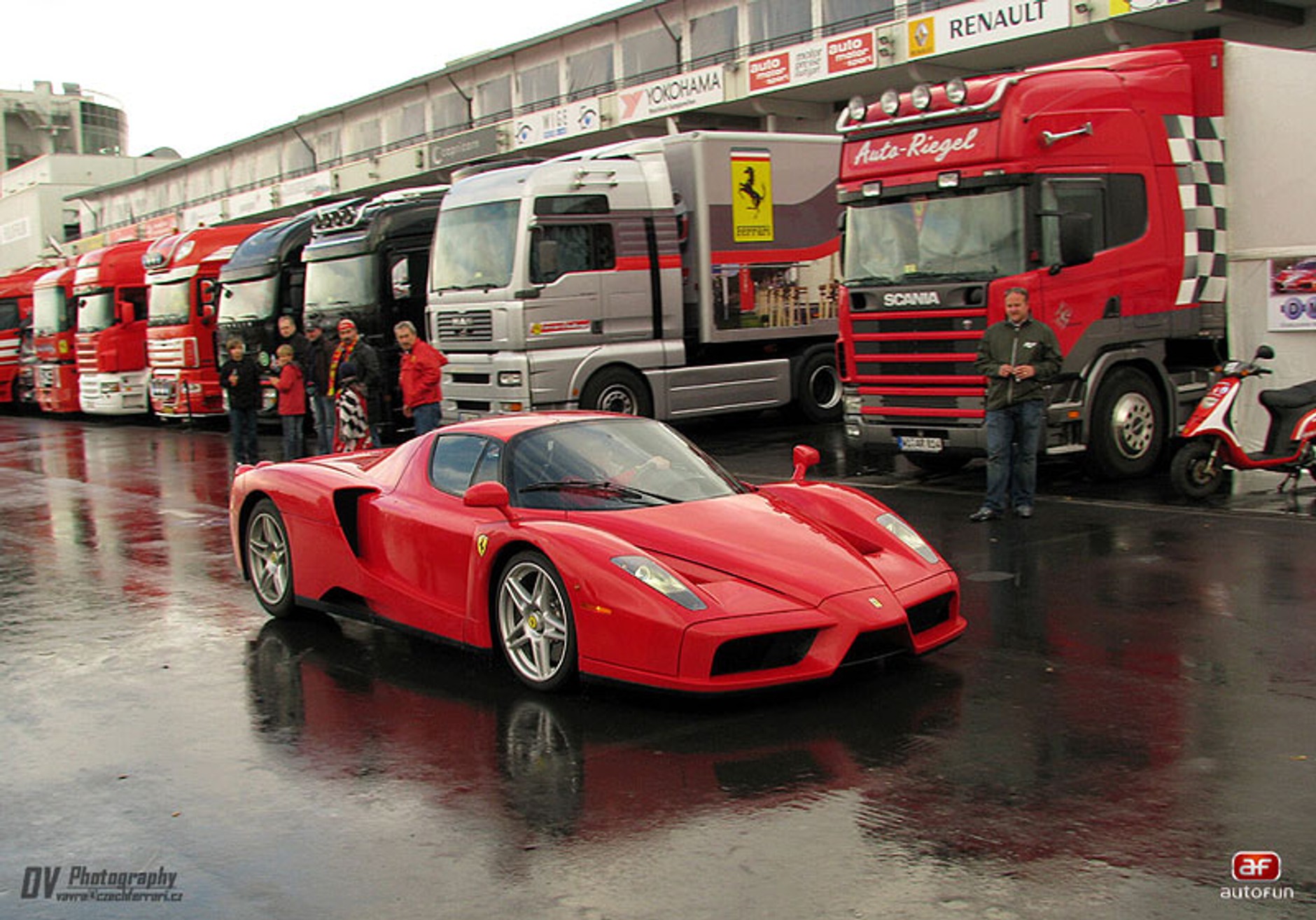 Ferrari Racing Days 2009: spotkanie w Brnie (4-6.09)