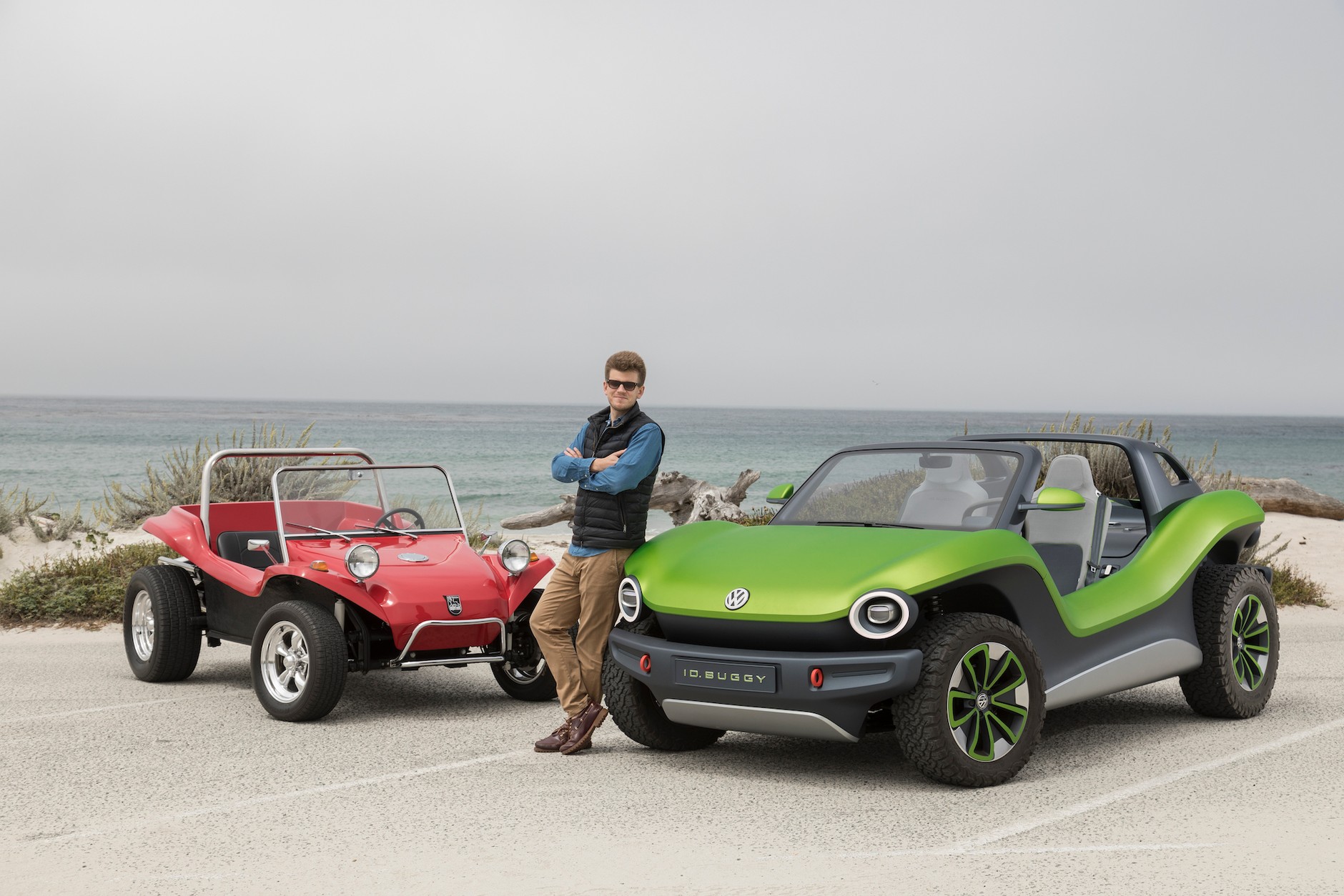 Błażej Buliński przy VW ID. Buggy i Meyers Manx