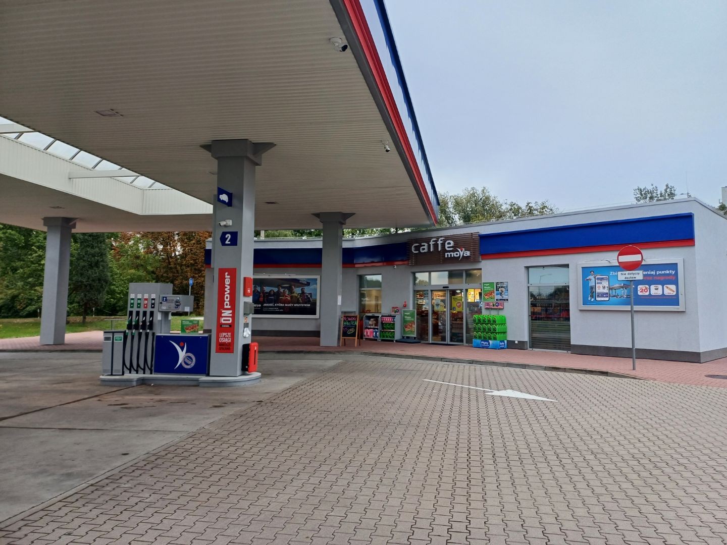 Nowa stacja paliw sieci Moya w Warszawie