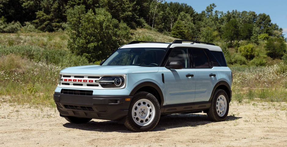 2023 Bronco Sport Heritage Edition Robin's Egg Blue 06
