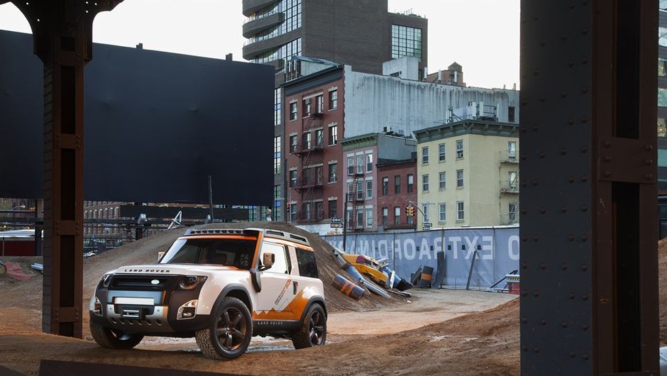 Land Rover na targach w USA