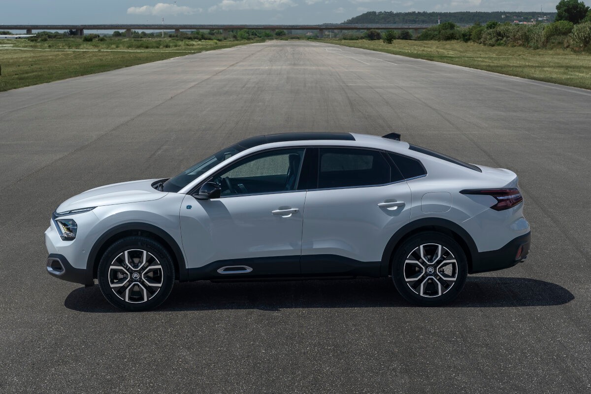 Citroen eC4 X