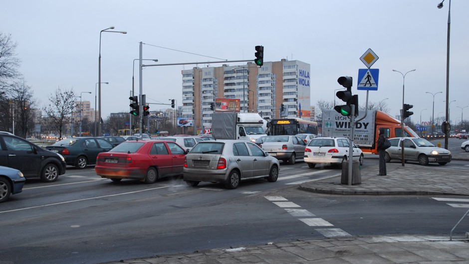 Blokowanie skrzyżowań to codzienność w godzinach szczytu