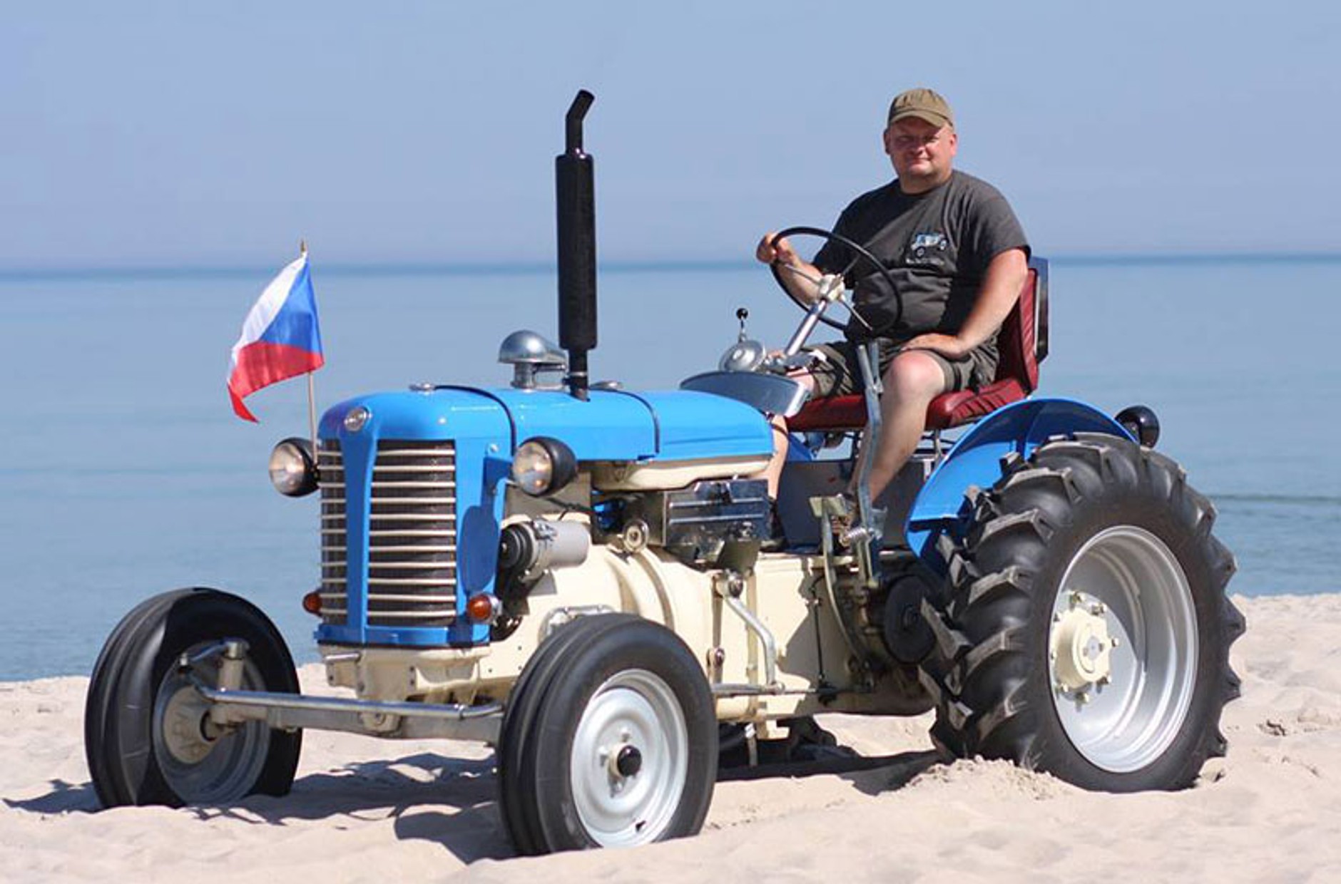 Zetor 25 na trasie do Skandynawii