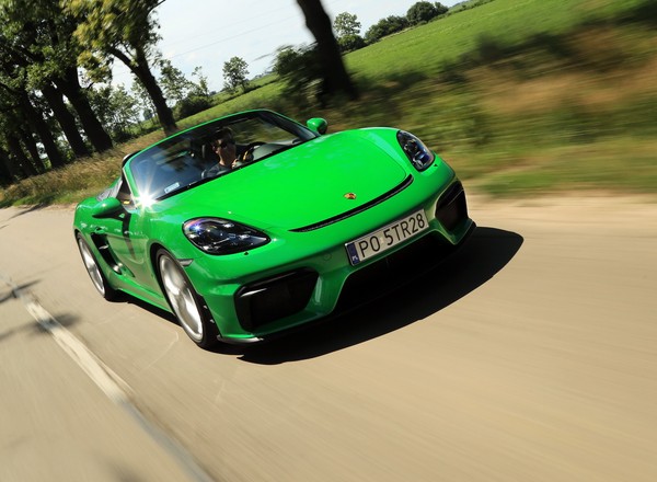 Porsche 718 Spyder PDK – pyszne, lecz mniej krwiste