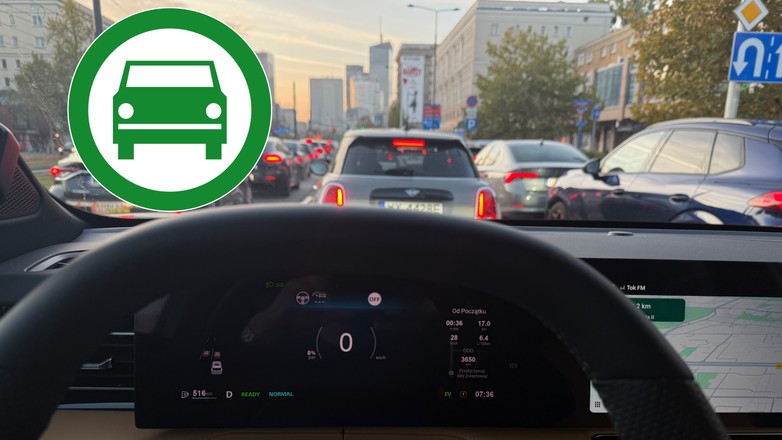 Strefa czystego transportu w Warszawie – niewiele aut "wypadło z obiegu"