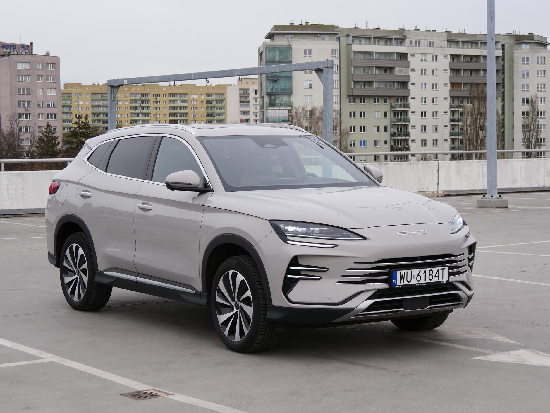 BYD Seal U DM-i (218 KM) –&nbsp;poza ASO trudno jeszcze kupić cokolwiek do tego modelu. 
