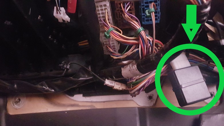 Inspektorzy ITD odkryli "pchełkę" w ciężarówce. Przewoźnik w tarapatach