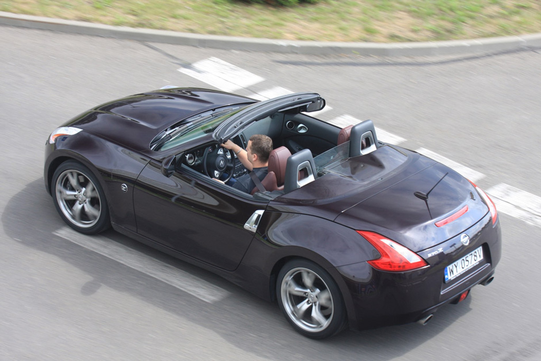 Nissan 370Z Roadster: ogniste cabrio dla prawdziwego twardziela