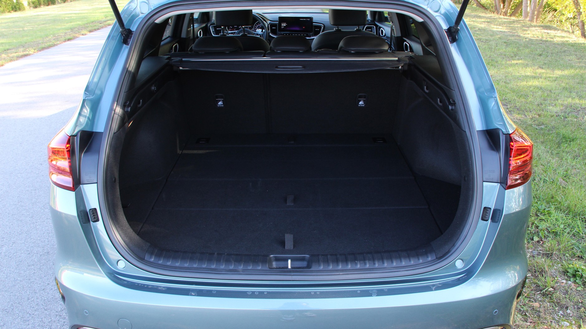 Kia Ceed kombi 1.5 T-GDI DCT Tribute