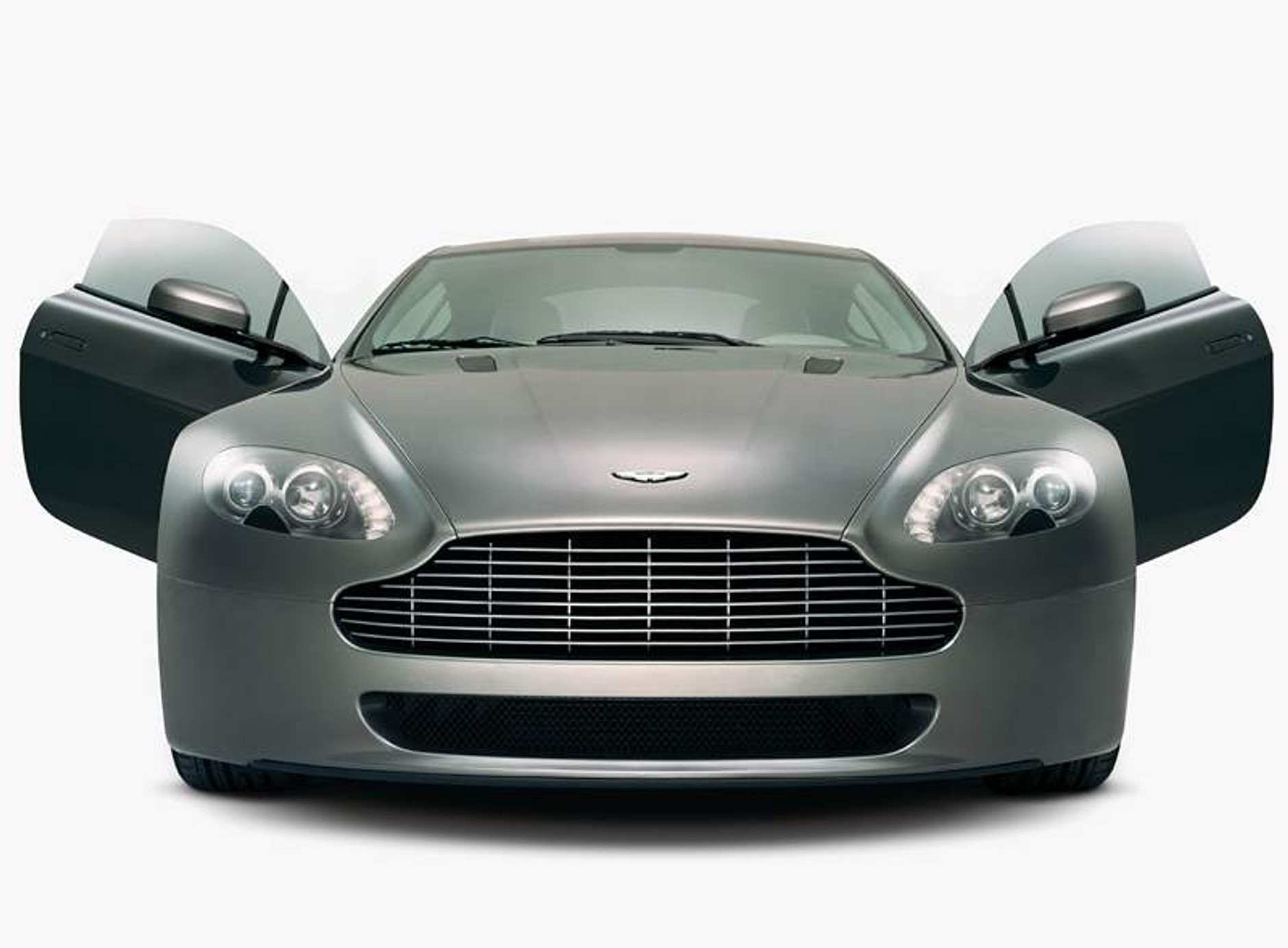 Aston Martin V8 Vantage: więcej mocy dla starszych wersji