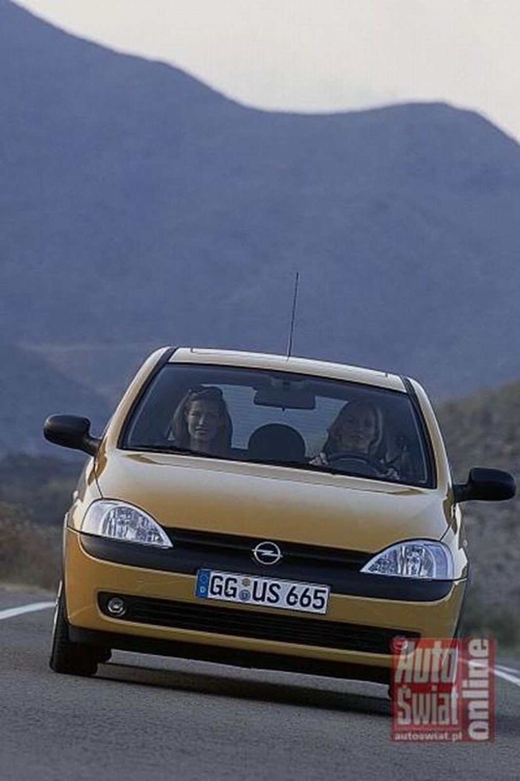 Fiat Punto Sporting 1.2 16V, Opel Corsa Sport 1.4 16V - Iskrzące osobowości