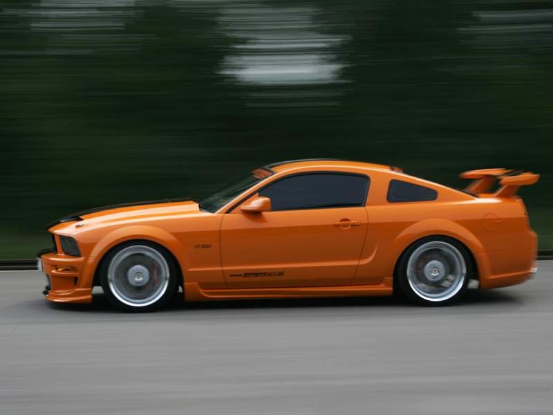 Ford Mustang GT520 GeigerCars – pomarańczowy odrzutowiec