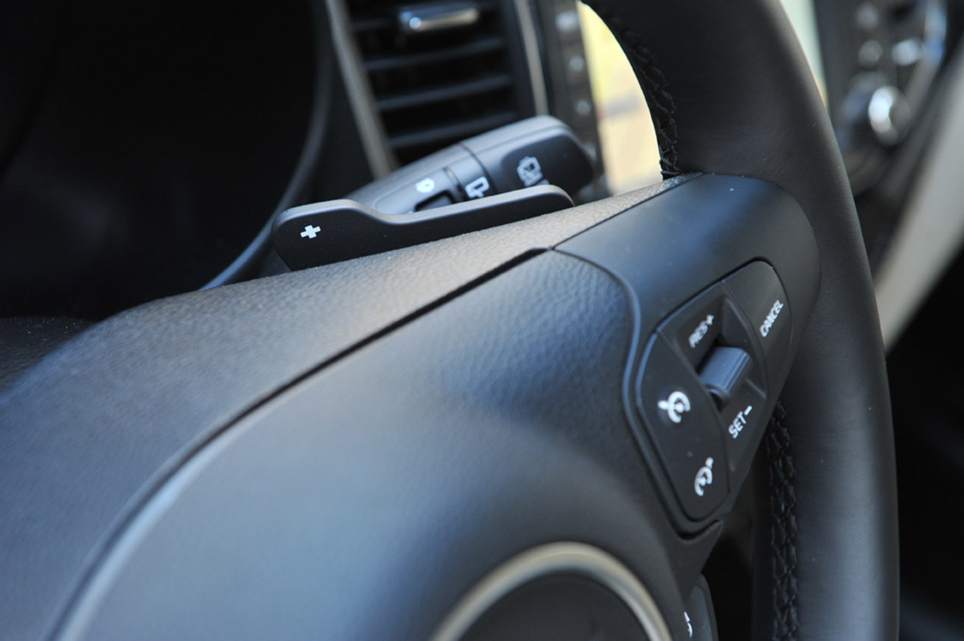 Kia Carens: pierwsze jazdy nowym koreańskim vanem