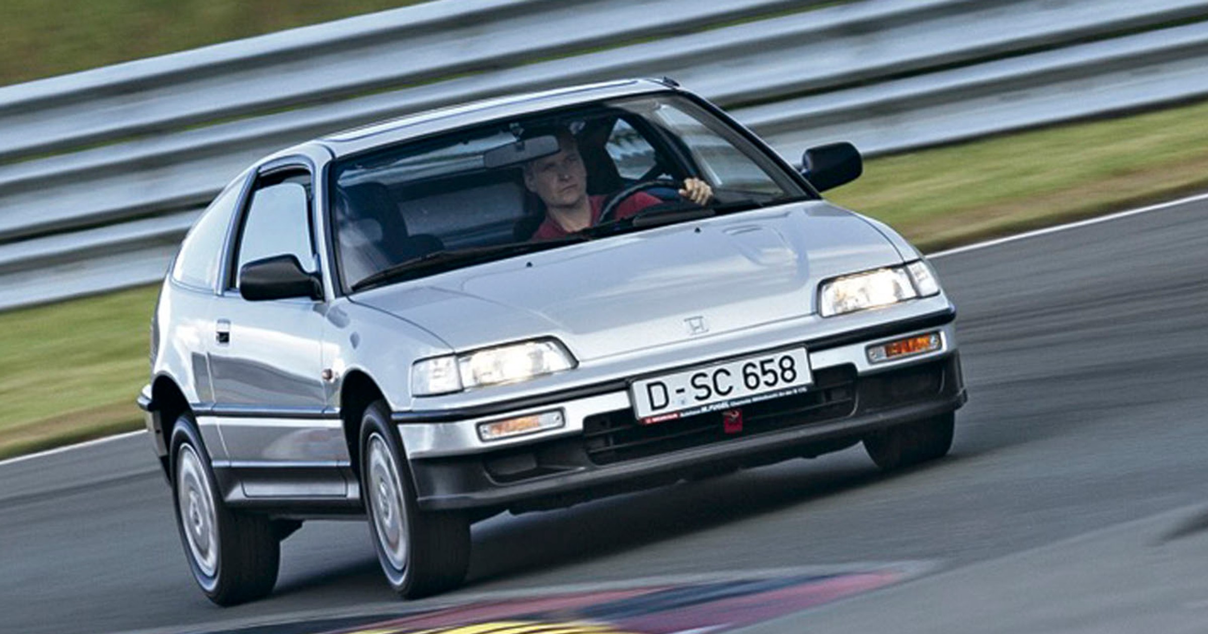 Honda CRX 1.6 16V - klasyk dla utalentowanych kierowców