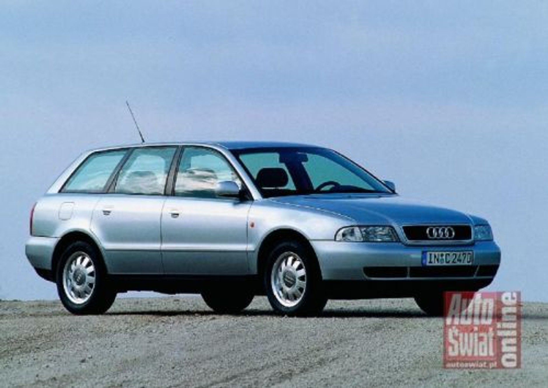Audi A4 Avant 1.8, BMW 318i tour, Mercedes C180 - Ciężarówki do wożenia prestiżu
