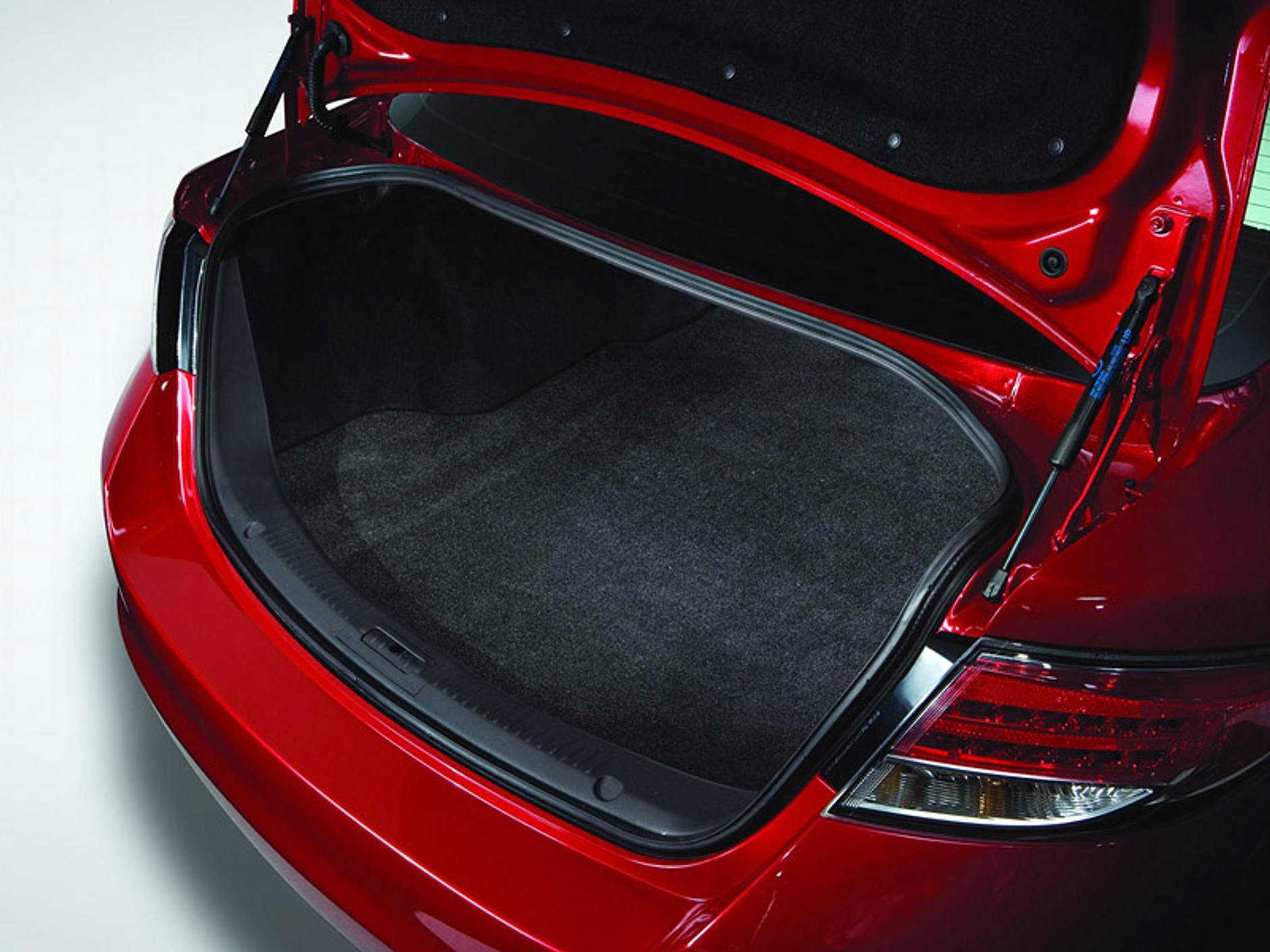 Mazda 6 w USA: tylko w wersji sedan, ale z silnikiem 3,7 V6 (272 KM)